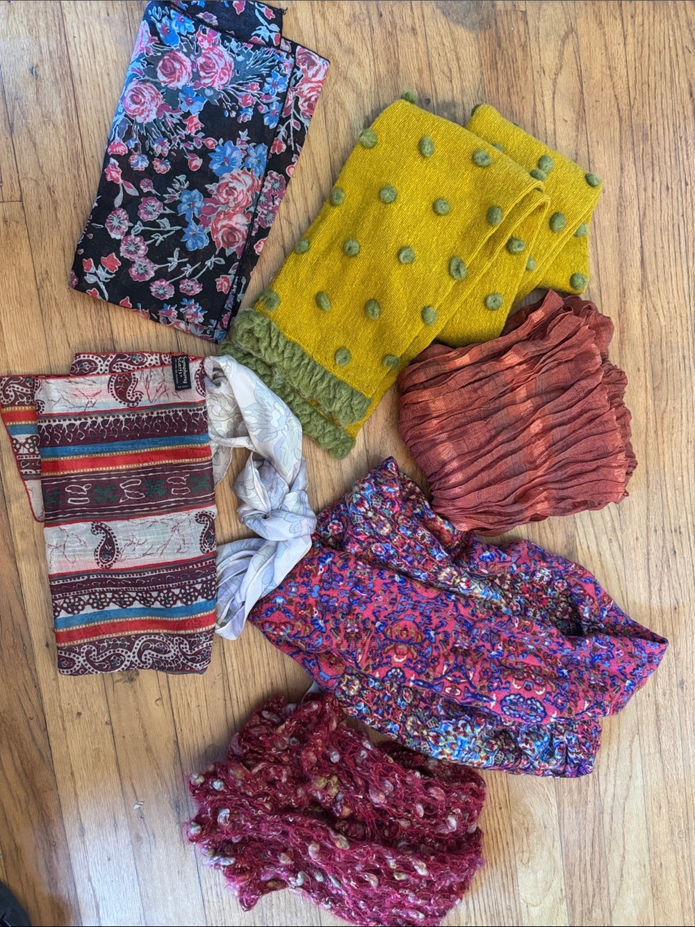 DONATING 7/12 - Mixed Assorted Scarves and Accessories